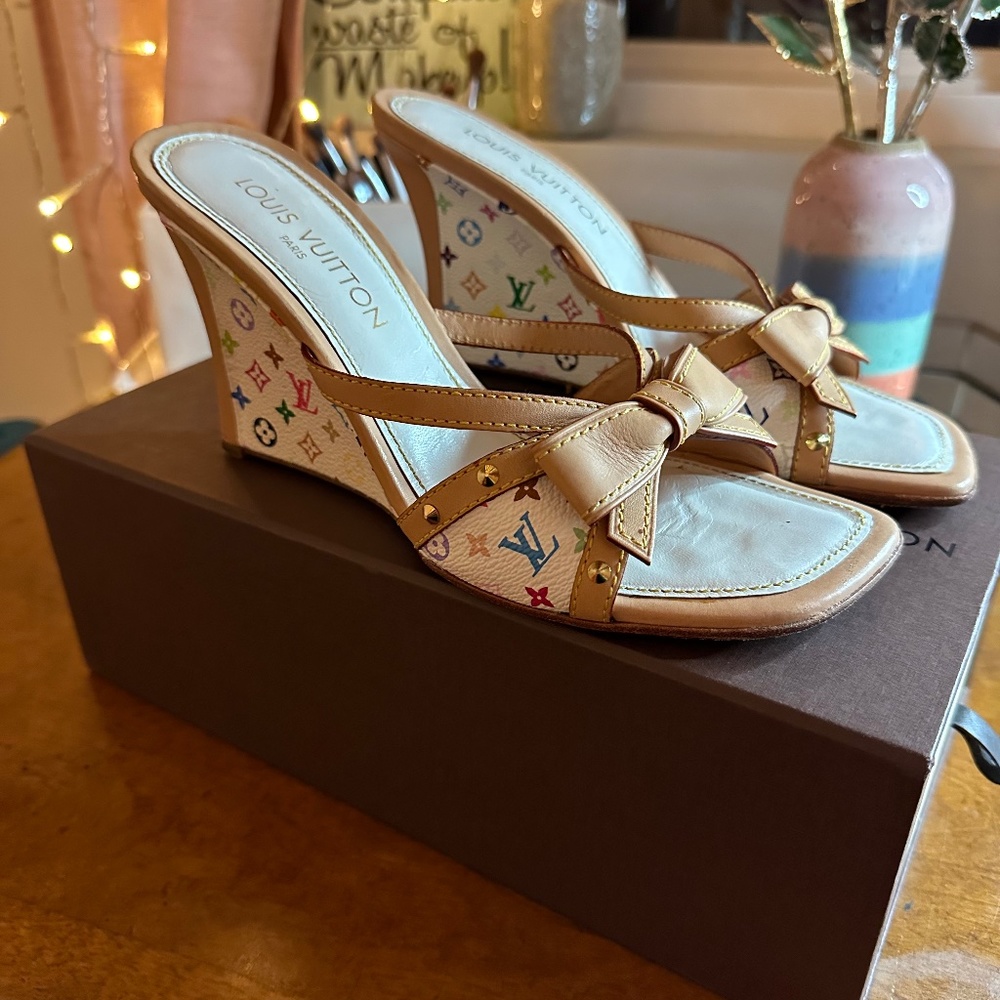 LOUIS VUITTON WHITE MULTI-COLOR LV MONOGRAM WEDGE SANDALS